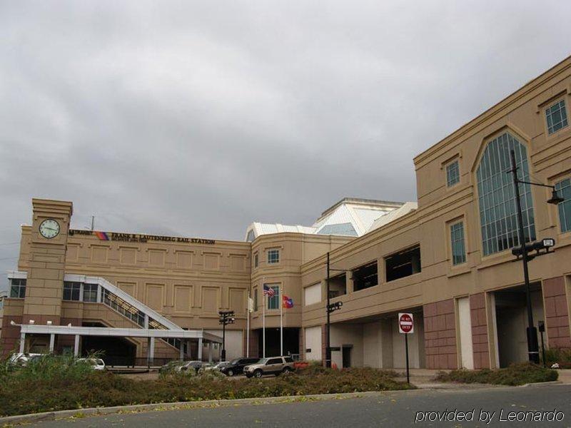 Candlewood Suites Secaucus, An Ihg Hotel Exterior foto